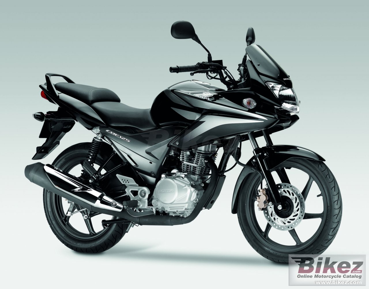 Big Honda cbf125f picture and wallpaper from Bikez.com